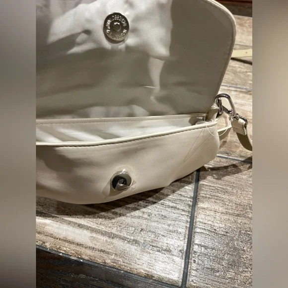 ✨Steve Madden Chunky Chain Convertible to a Belt Bag and Crossbody NWT✨ - Picture 5 of 8